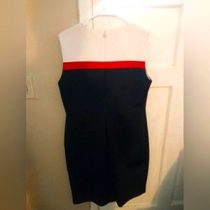 Tommy Hill figure dress